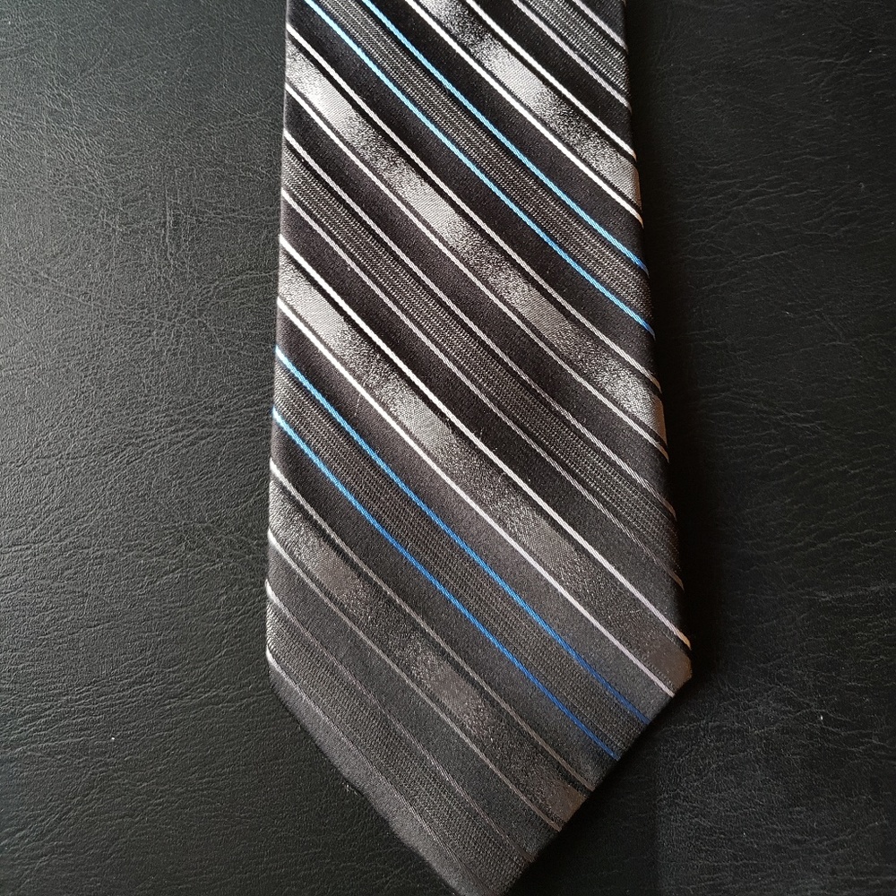 George men's tie
